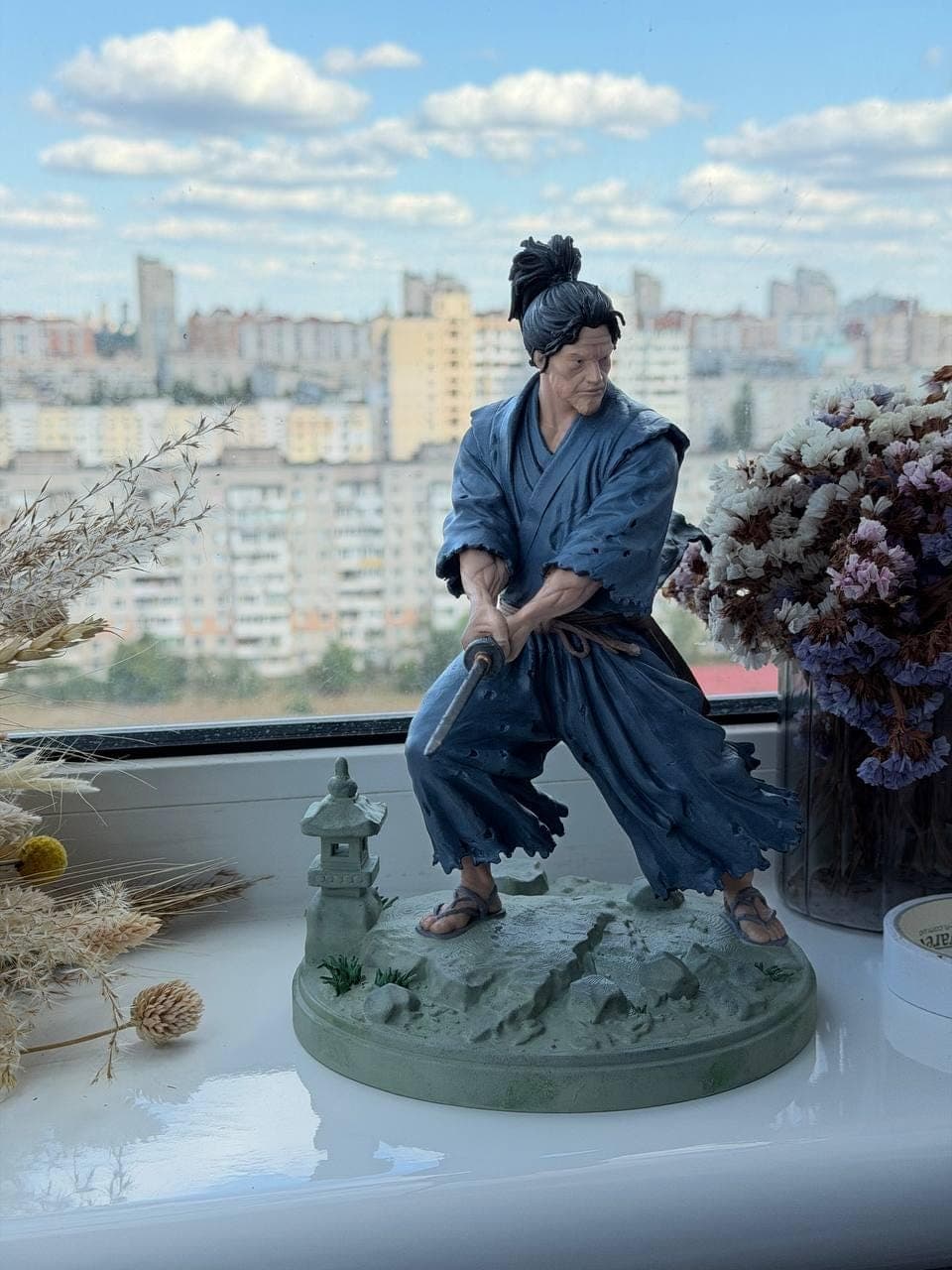 Miyamoto Musashi Samurai Statue